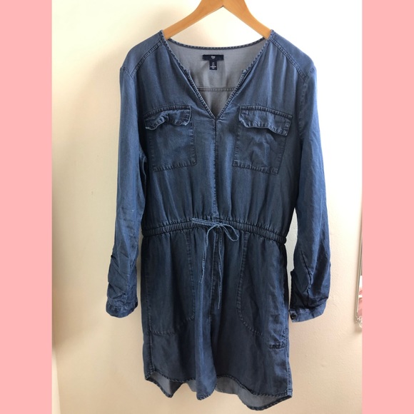 GAP Dresses & Skirts - Denim Dress 💙